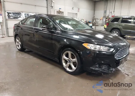 2014 Ford Fusion Se z USA, uszkodzony, nr VIN 1FA6P0H7XE5399572